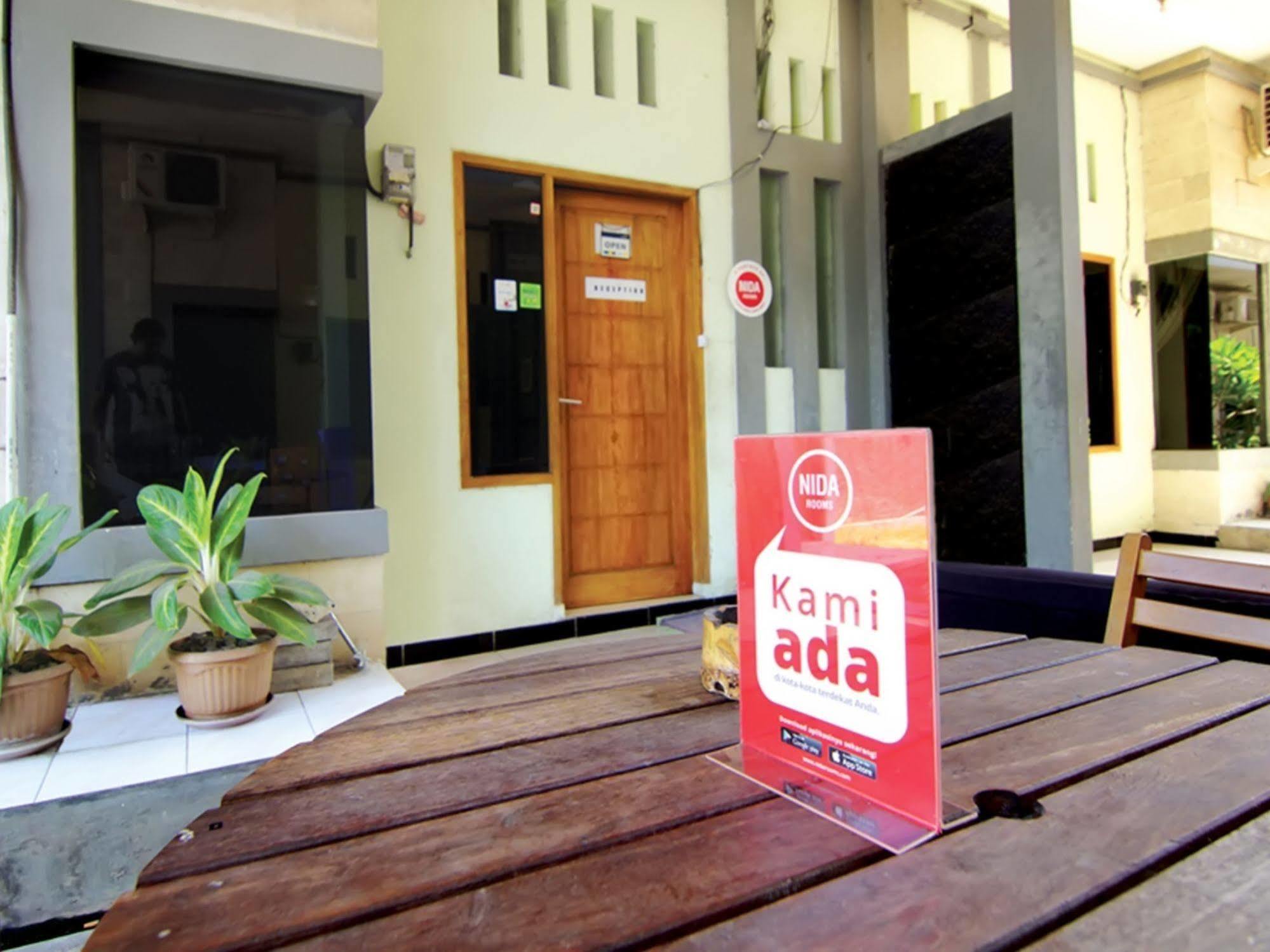Super Oyo 91495 Hotel Indah Residence Denpasar  Exterior photo