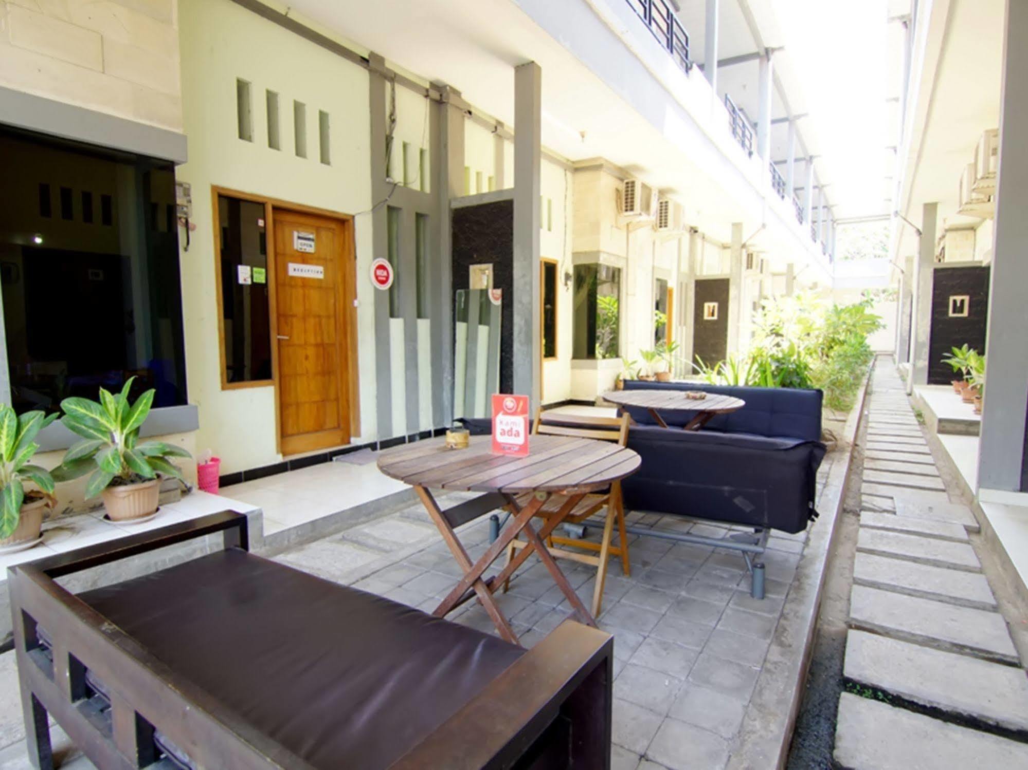 Super Oyo 91495 Hotel Indah Residence Denpasar  Exterior photo